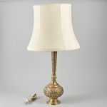 1208 8519 TABLE LAMP